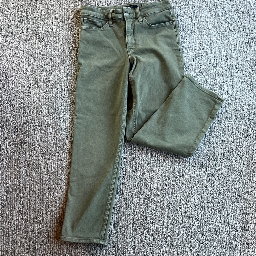 Athleta Women’s Crop Jeans Sz 4